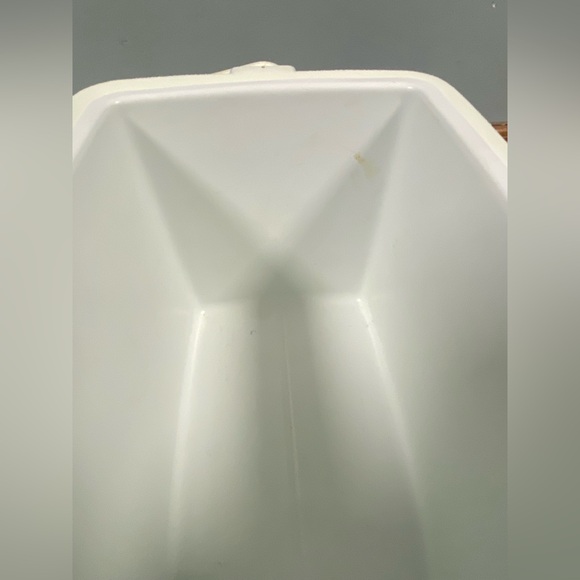 Vintage Coleman Lil’ Oscar 8 Qt. Cooler 5272 White Blue Lid 1985 Made In U.S.A - Picture 9 of 11